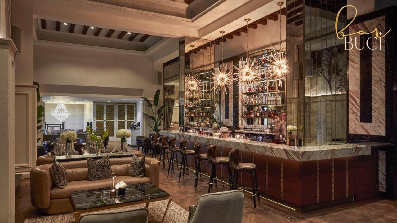 Jumeirah Dar Al Masyaf Dubai Exterior foto The Bar at The Ivy