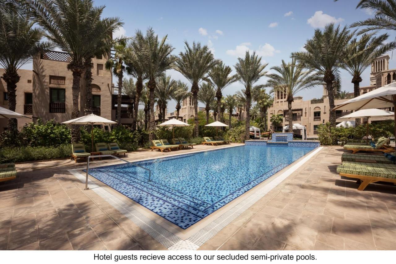 Jumeirah Dar Al Masyaf Dubai Exterior foto The pool at Jumeirah Creekside